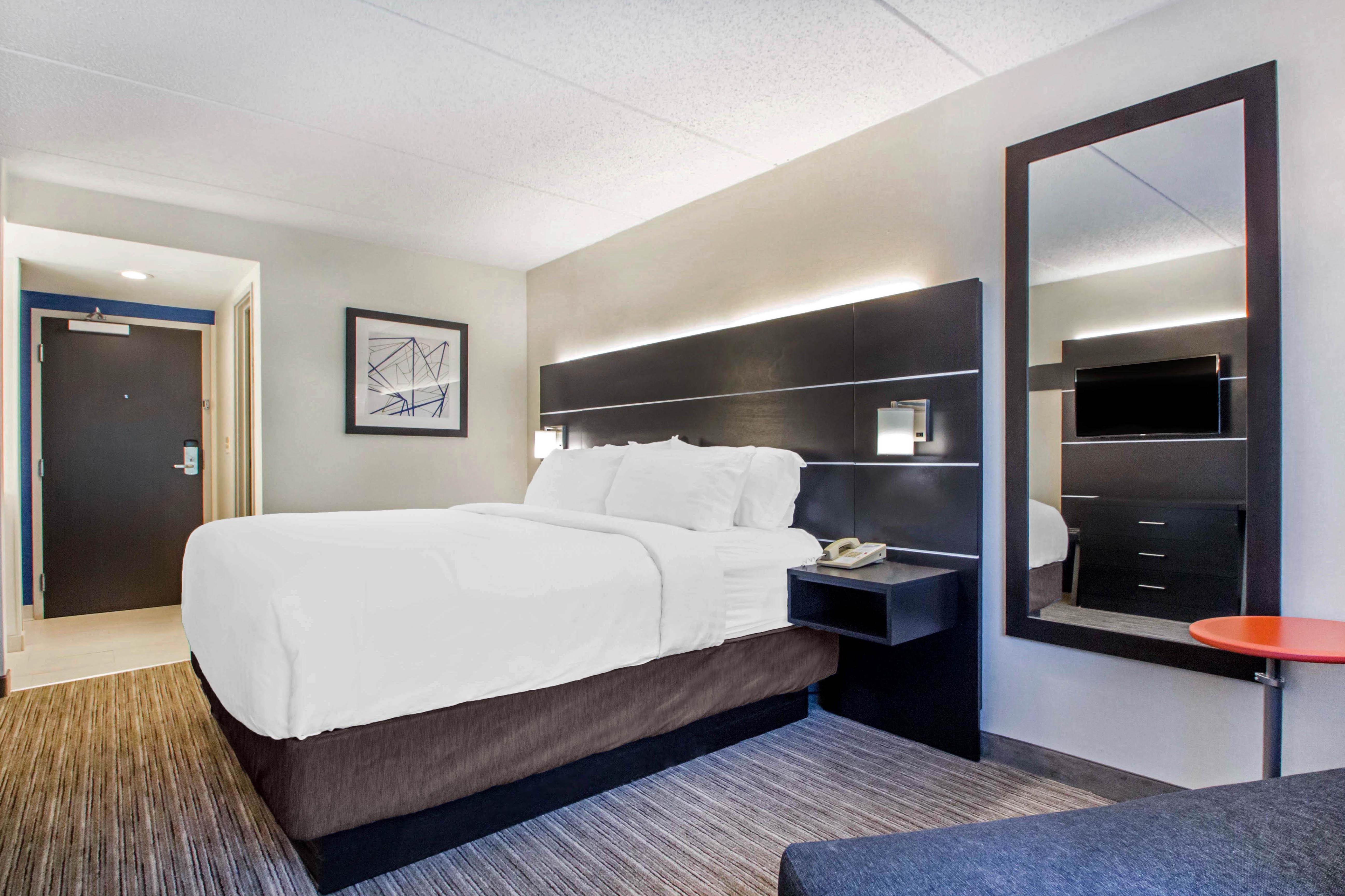 Holiday Inn Express & Suites - Albany Airport - Wolf Road By Ihg Εξωτερικό φωτογραφία