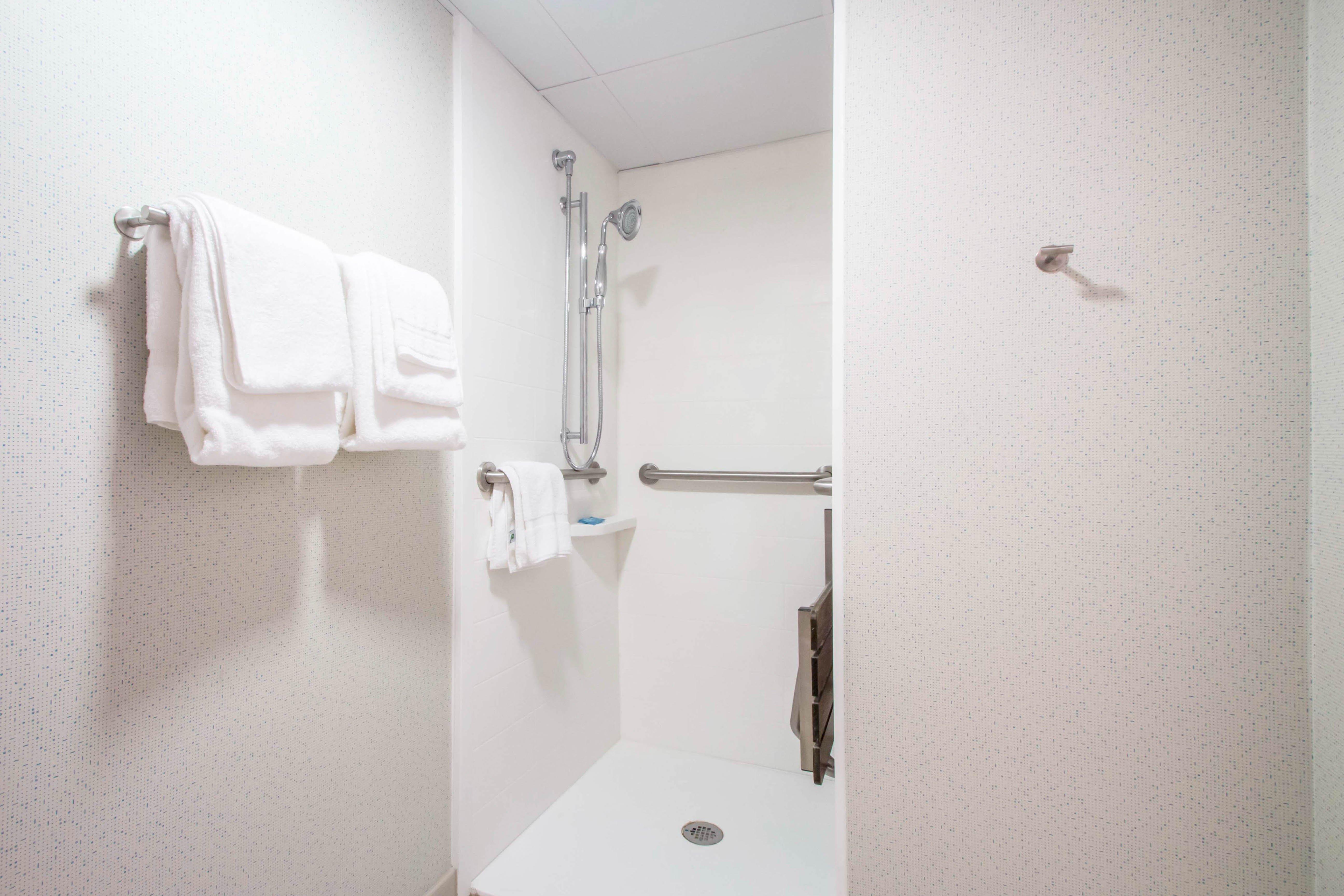 Holiday Inn Express & Suites - Albany Airport - Wolf Road By Ihg Εξωτερικό φωτογραφία