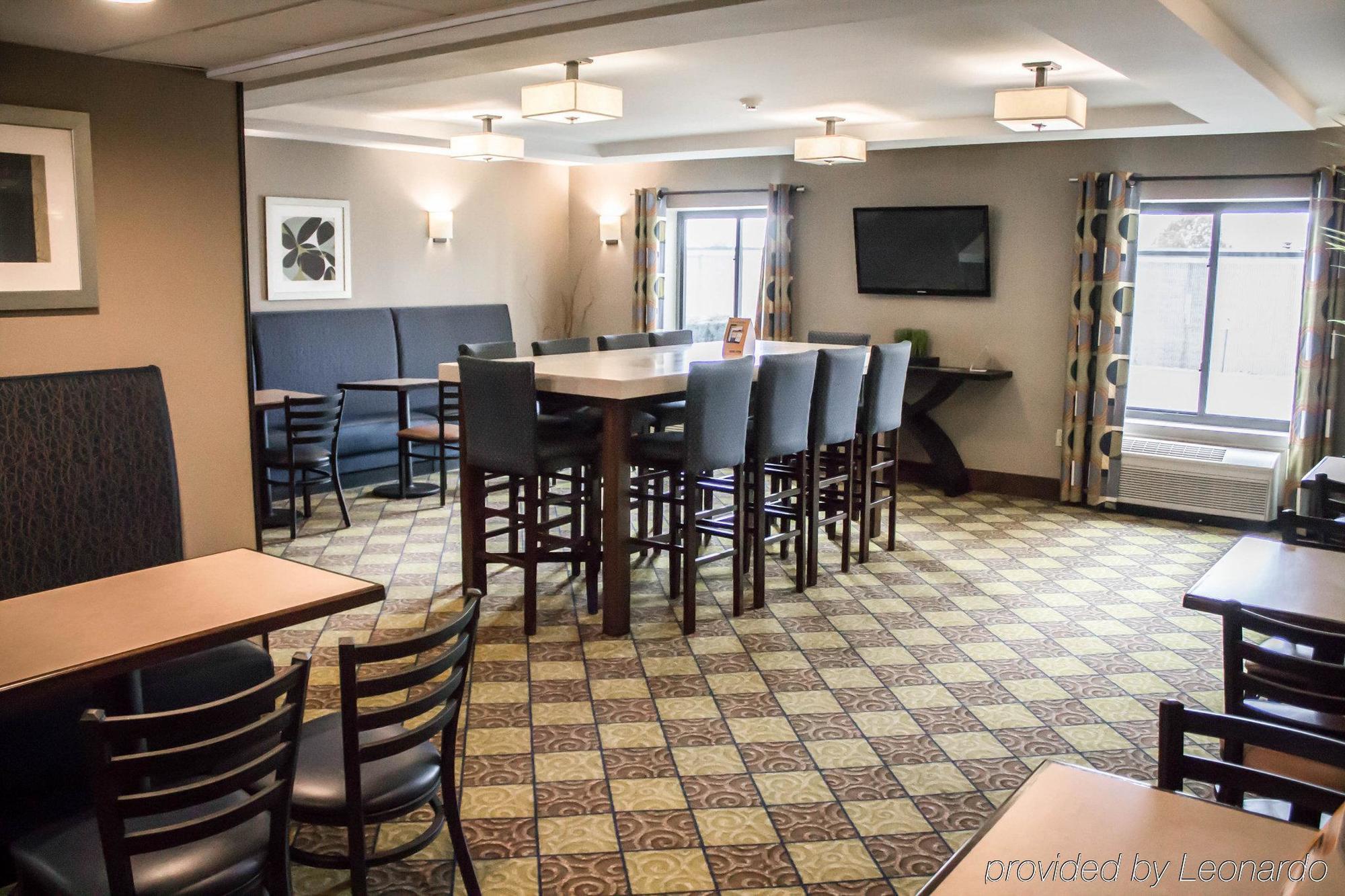 Holiday Inn Express & Suites - Albany Airport - Wolf Road By Ihg Εξωτερικό φωτογραφία